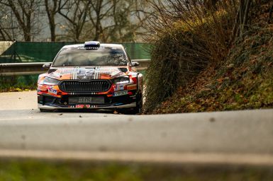 Celkovým stříbrem k dominanci v kategorii Rally2