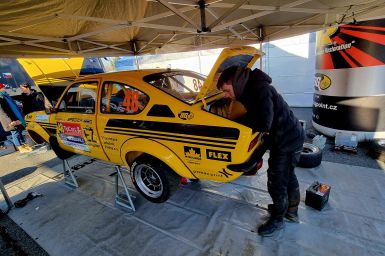 Celkovým stříbrem k dominanci v kategorii Rally2