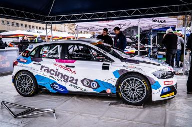 Racing 21 odhalil nový vůz a představil plány